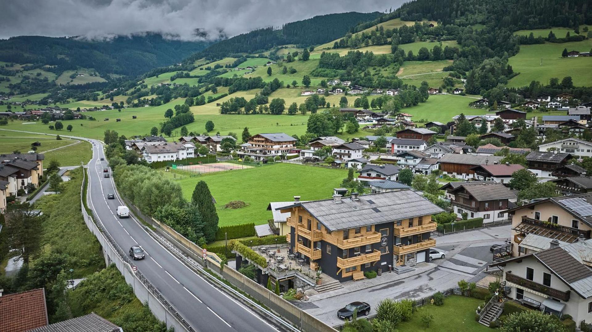 Platzhirsch Rooms - B&B - Self Check-In Piesendorf Exterior photo