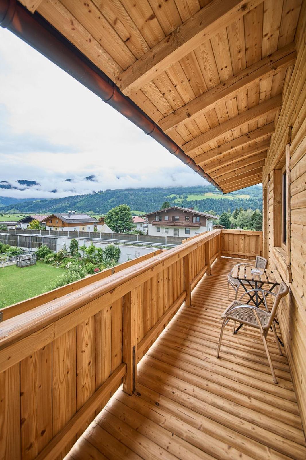 Platzhirsch Rooms - B&B - Self Check-In Piesendorf Exterior photo